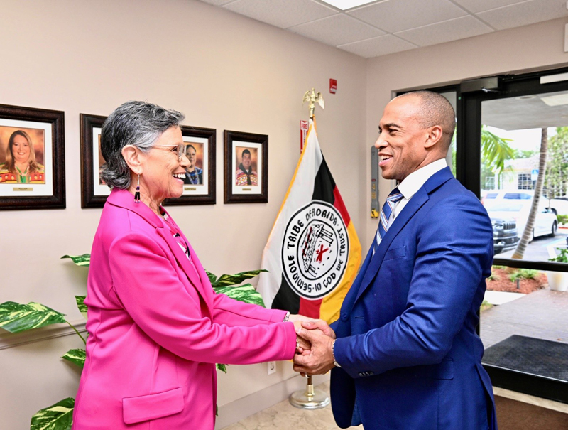 Secretary Turner is greeted by NLC Executive Director, Georgette Smith Secretary Turner is greeted by NLC Executive Director, Georgette Smith