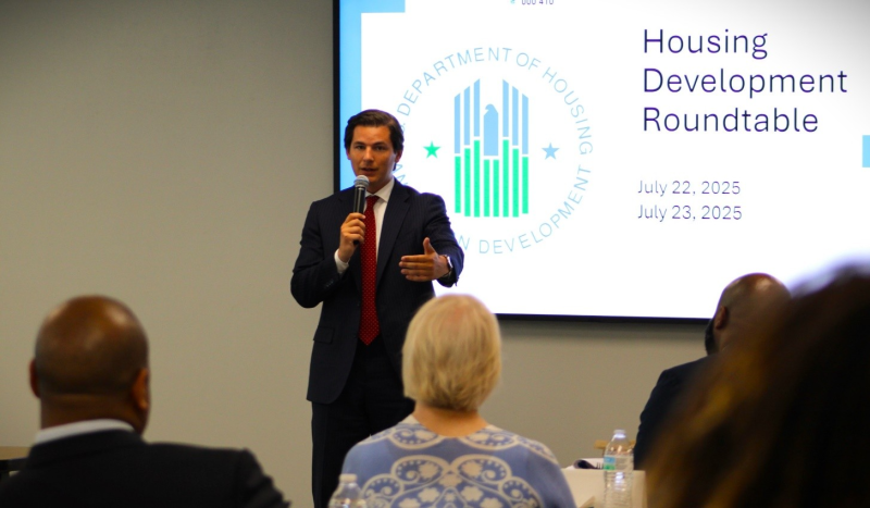 HUD Great Plains Regional Administrator Joe Mitchell delivers opening remarks at a listening session with real estate developers in the region emphasizing the need for their input on how HUD programs can be improved to deliver more affordable housing to the region. HUD Great Plains Regional Administrator Joe Mitchell delivers opening remarks at a listening session with real estate developers in the region emphasizing the need for their input on how HUD programs can be improved to deliver more affordable housing to the region.